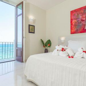 Camera con letto king size